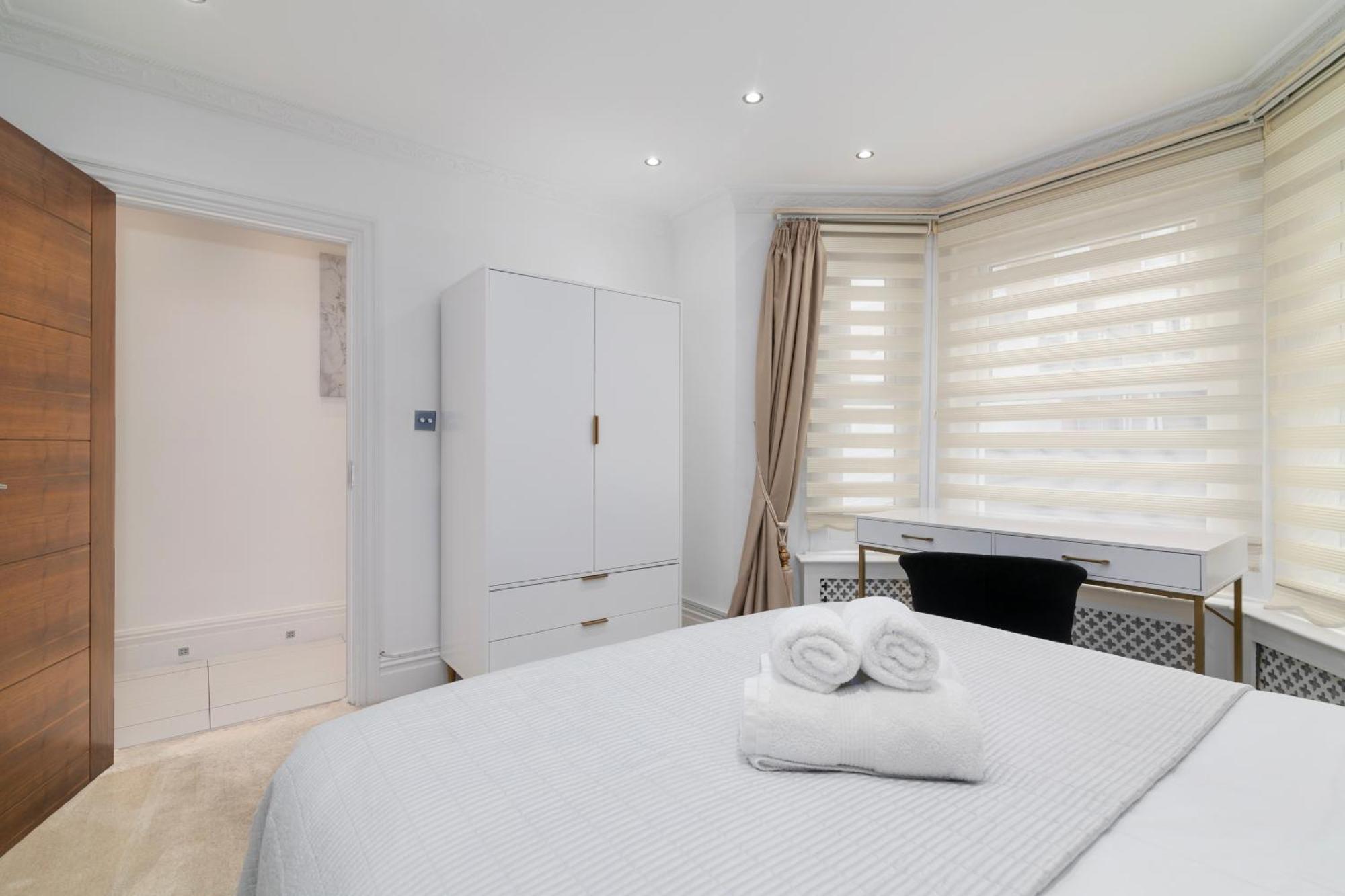 Elegant 2 Bedroom Garden Flat, London, Paddington! Apartamento *